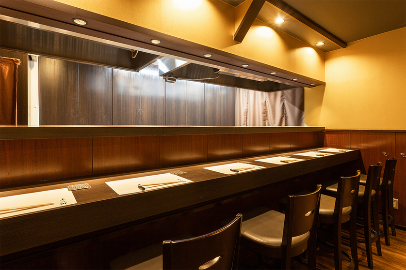Kyobashi’s Renowned Restaurant Tempura Yokota Indulge in Our Premium