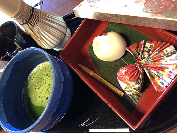 於函館在地交流、文化發祥的咖啡廳&酒吧,體驗品味抹茶和租借和服