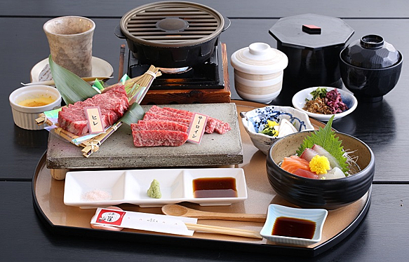 【期間限定!美食方案】近江牛「菲力&莎朗」頂級牛排餐